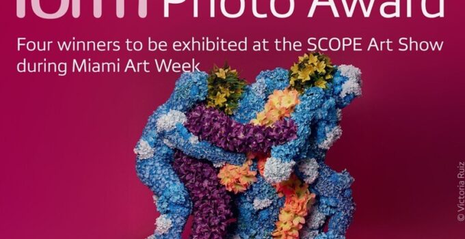 Form Photo Award